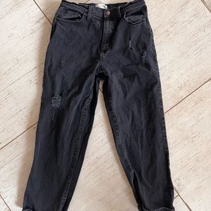 Universal thread women’s high rise vintage straight jeans size 10